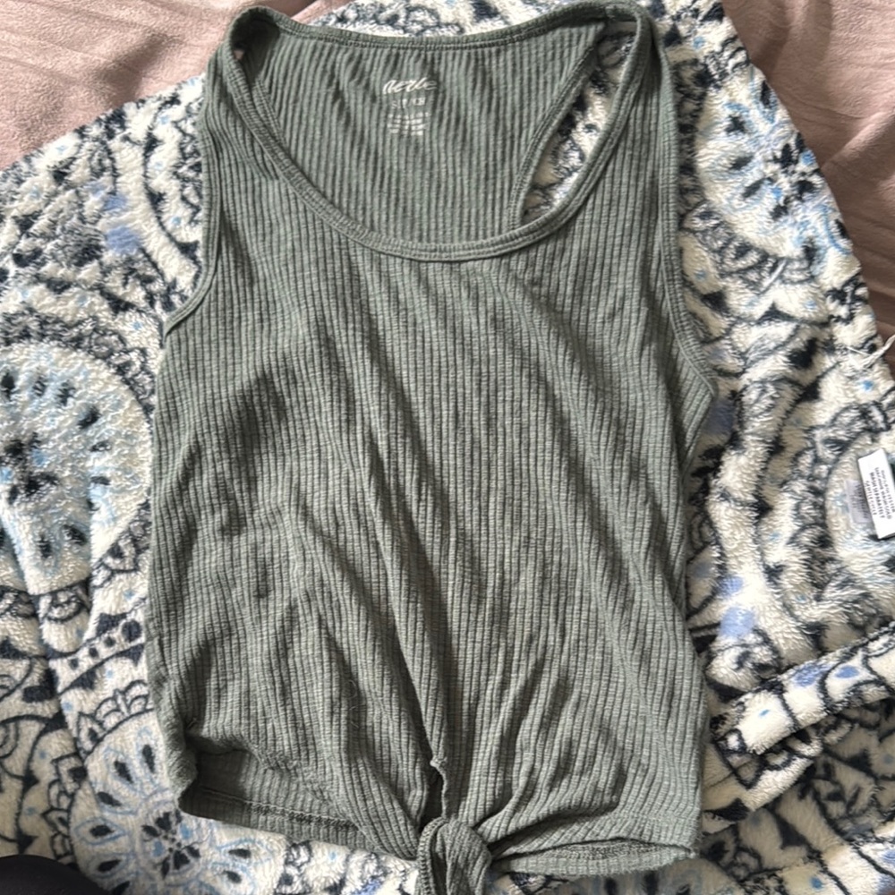 American Eagle Outfitters Green Ribbed Tank Top